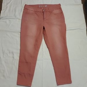 Seven brand pants, jeans. 18